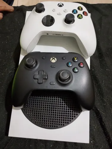 XBOX SERIES S 512GB SSD + MONITOR ULTRAGEAR