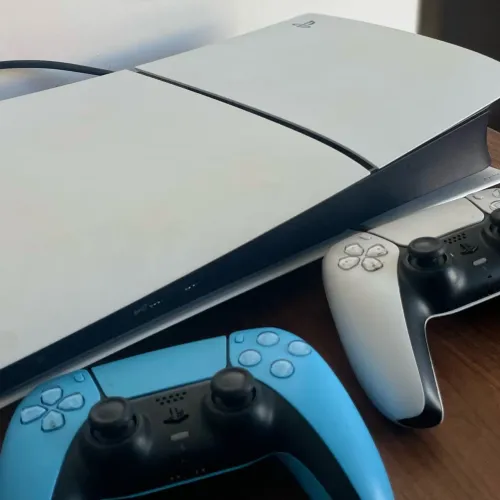 ? PLAYSTATION 5 - PS5 + 2 CONTROLES