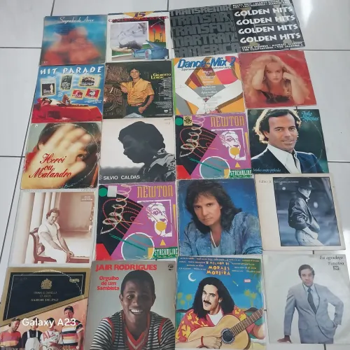 Discos de vinil vários gêneros