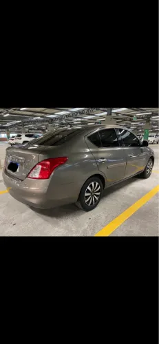 Nissan Versa SV 1.6 16V Flex Fuel 4P Mec. 2014