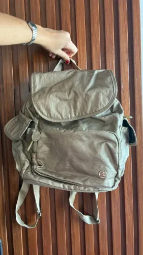 Mochila pequena Paul Frank em cinza prateado