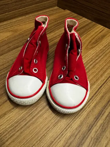 Sapato bebê tamanho 18