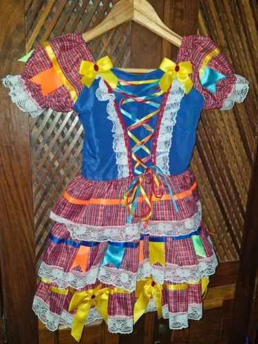 Traje completo de festa Junina (menina tam. 8)