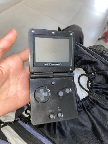 Nintendo Game Boy Advance SP
