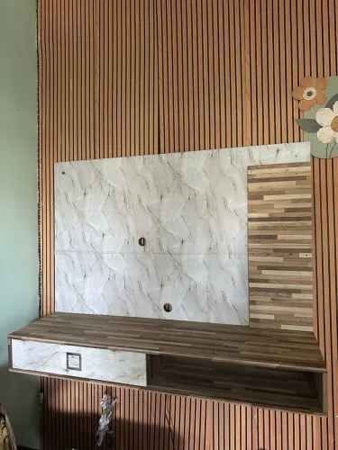 Painel para Tv suspenso, madeira com gaveta 