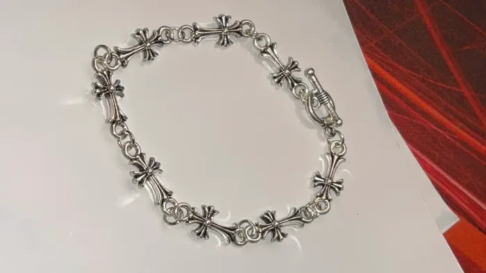 Pulseira chrome hearts