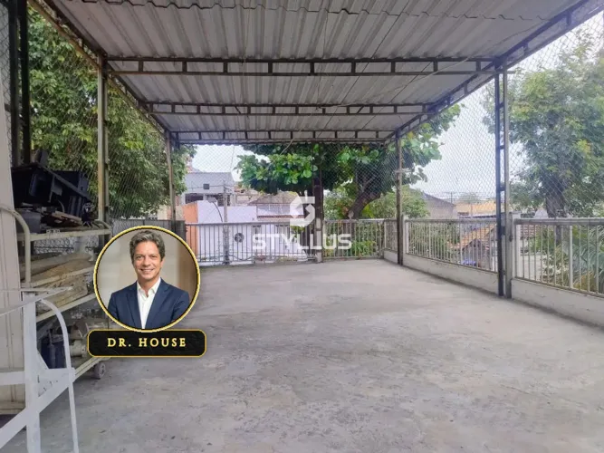 Casa Triplex Espaçosa com 4 Quartos (1 Suíte) e Terraço em Engenho de Dentro! M03O