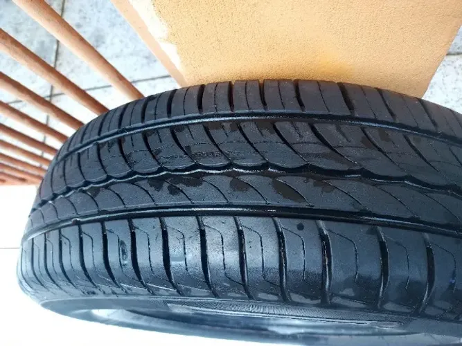 pneu 13 novo com roda corça Pirelli original