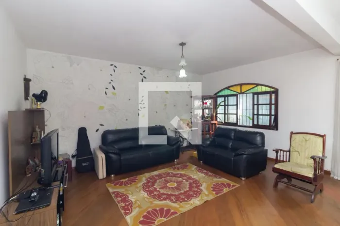 Casa à Venda - Vila Jacuí, 3 Quartos, 300 m2