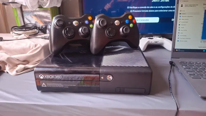 Xbox 360 desbloqueado no xploit com HD 500GB LOTADO DE JOGOS