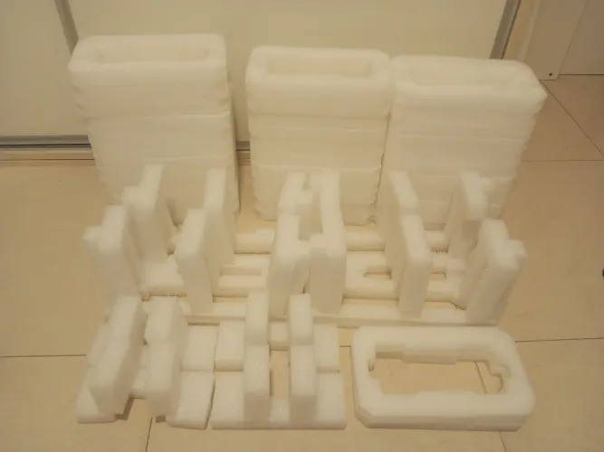 Conjunto de blocos de espuma para caixa (22 unidades) [SEMI-NOVO]