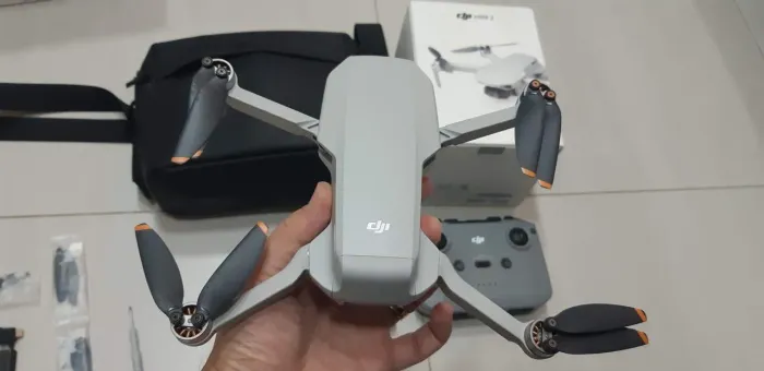 DJI Mini 2 Fly More Combo Completo 4K - Impecável e Pronto para Voar