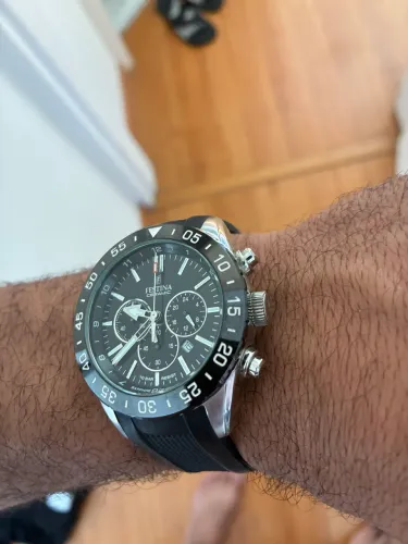 Rélogio Festina original ( loja vivara).