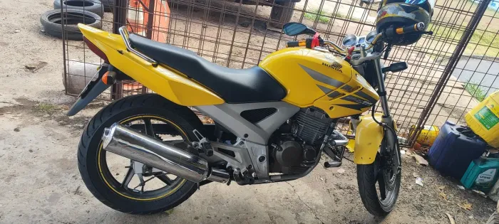 Vendo cbx 250 Twister 