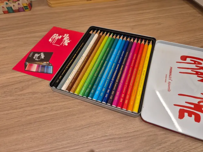 Caran d'Ache Prismalo 18 cores
