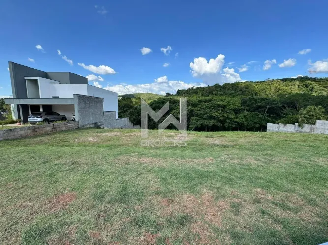 Terreno à venda no Condomínio Reserva Santa Isabel em Louveira/SP