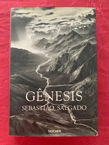 Livro Genesis- Sebastião Salgado (quase esgotado)o