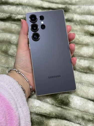 Samsung S25 Ultra