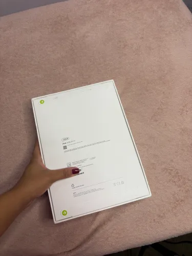 iPad 11 128gb
