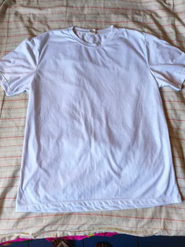 Camisa branca básica M