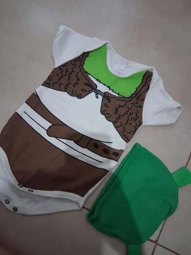 Fantasia do shrek para mesvesario