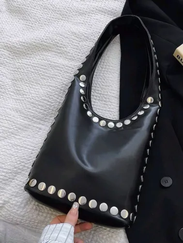 Bolsa Balde Feminina Com Rebites Estilo Punk Ombro Preta