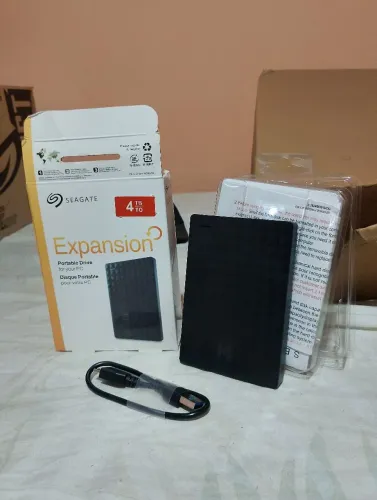 SSD externo Seagate 4 TB novo na caixa