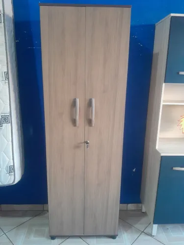 Multiuso madeira MDF na cor ocre escuro 