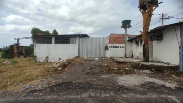 Galpão Depósito / Comercial
