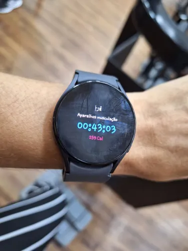 Relogio série 5 maravilhoso para quem treina 