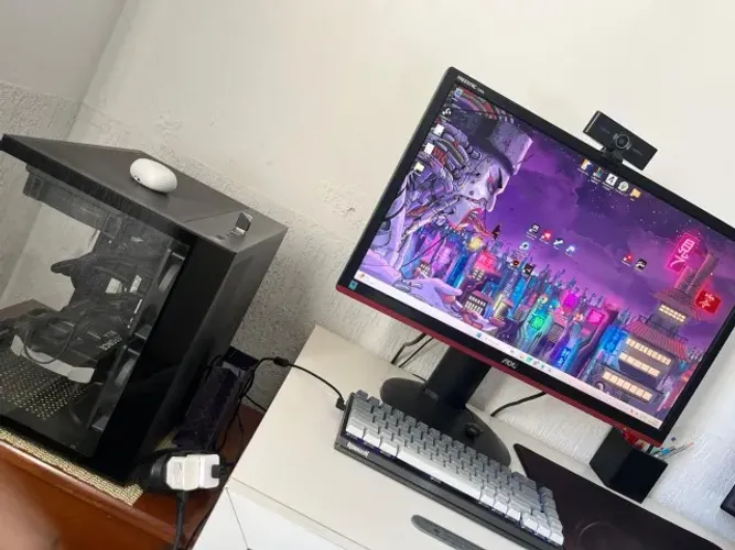 PC GAMER Ryzen 7 5700X3D + RTX 5060Ti 8gb + 32GB RAM 3600MHZ + 1TB Kingston NVME