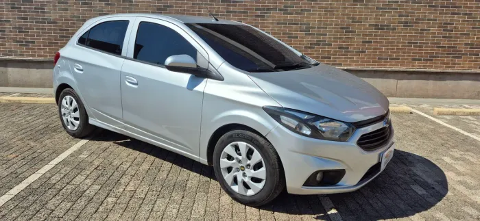 Chevrolet Onix Hatch LT 1.4 8V Flex Mec. 4P 2018