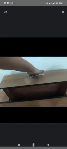 RACK DE PAREDE COM 4 GAVETAS SENDO 1 C/ FECHADURA E CHAVE