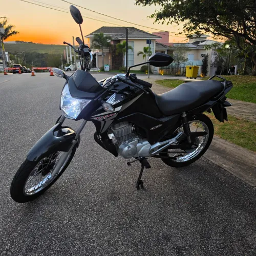 Titan 150 Esd 2015 Revisada, Moto de Passeio com Baixa Km, Troco Parcelo Cartão sem Entrad