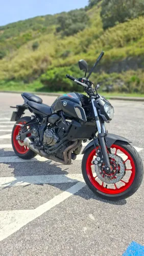 MT 07 - Aceito Troca
