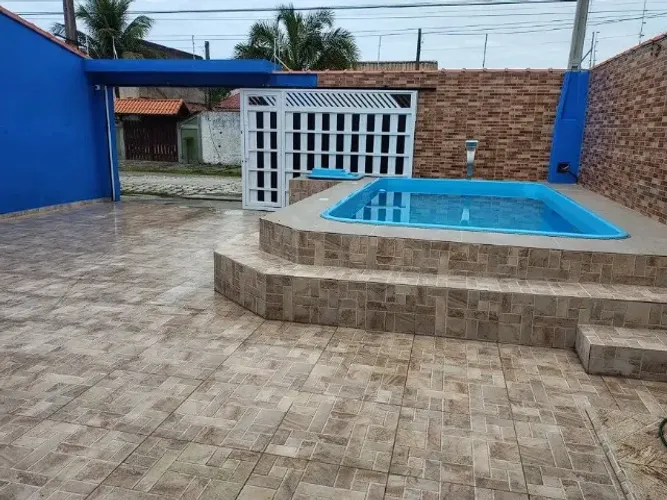- casa com piscina pra vender em Candeias 