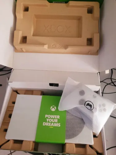 XBOX SERIES S com garantia ACEITO TROCAS
