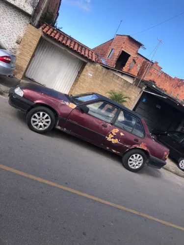Chevrolet Monza GLS/ Hi-tech 2.0 EFI 2P E 4P 1996