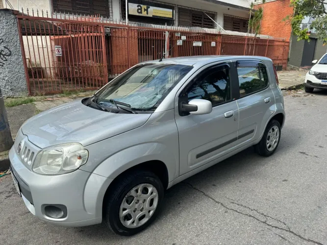 Fiat Uno WAY 1.4 EVO Fire Flex 8V 5P 2012