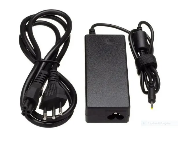 Fonte Carregador de Notebook 19v 2.1a plug 2,5 x 0,7mm 40w Asus eee PC 1015