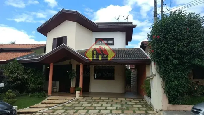 Venda de Casas / Sobrado na cidade de Caçapava