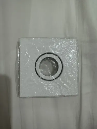 Spot mini dicróica direcionável 4 peças de metal.  