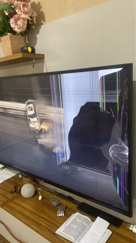 Tv LG 55? tela trincada