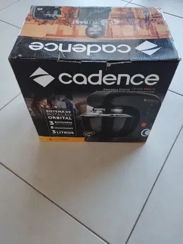 Batedeira Planetária Cadence 400w