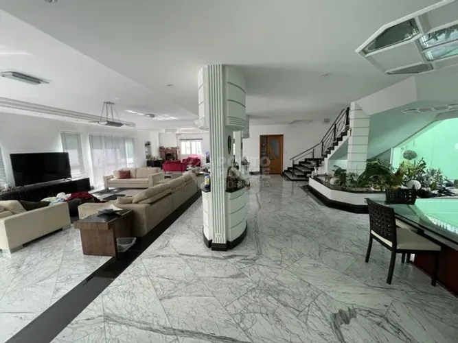 Casa à Venda Planalto Paulista 20 x 50, 4 Suítes, 15 Vagas, A 2 Km do Ibirapuera