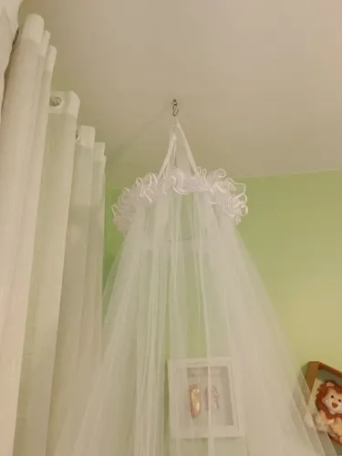 Mosquiteiro para berço branco com babados