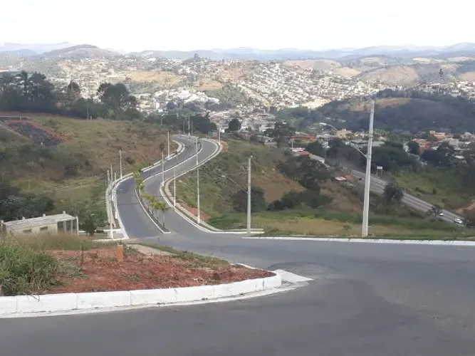 Lotes a venda financiados no Bairro Villa da Serra em Itabirito 365 m²