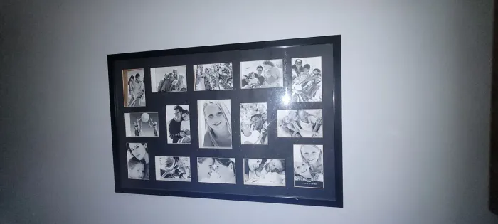 Quadro de fotos com 16 fotos - Decoração para sua casa