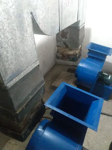 Serviços de manutenção em sistema de exaustão.