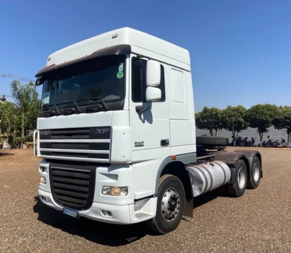 DAF XF510 ano 2020, 6x4, com ar condicionado, em SP